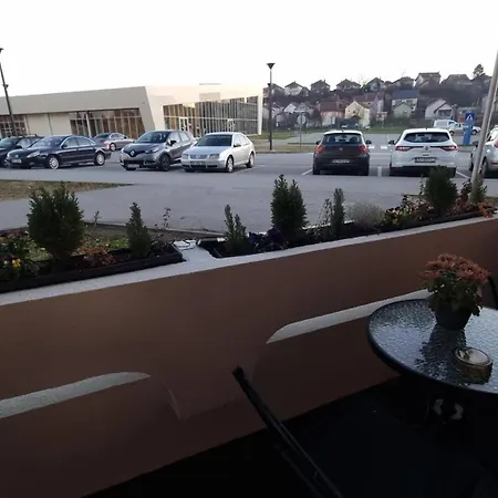 Studio Apartman 404-401 Vukovar Exteriör bild