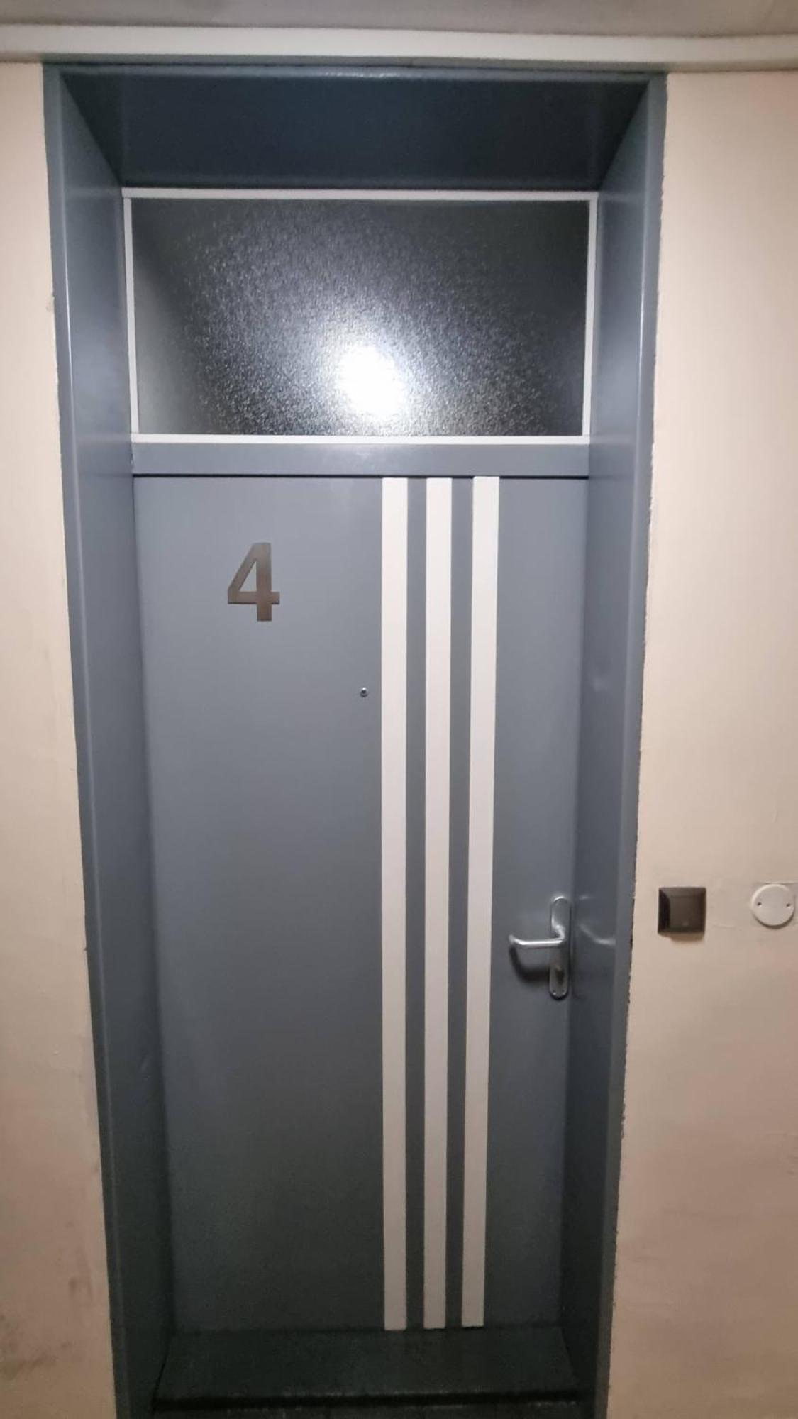 Apartment 404-401