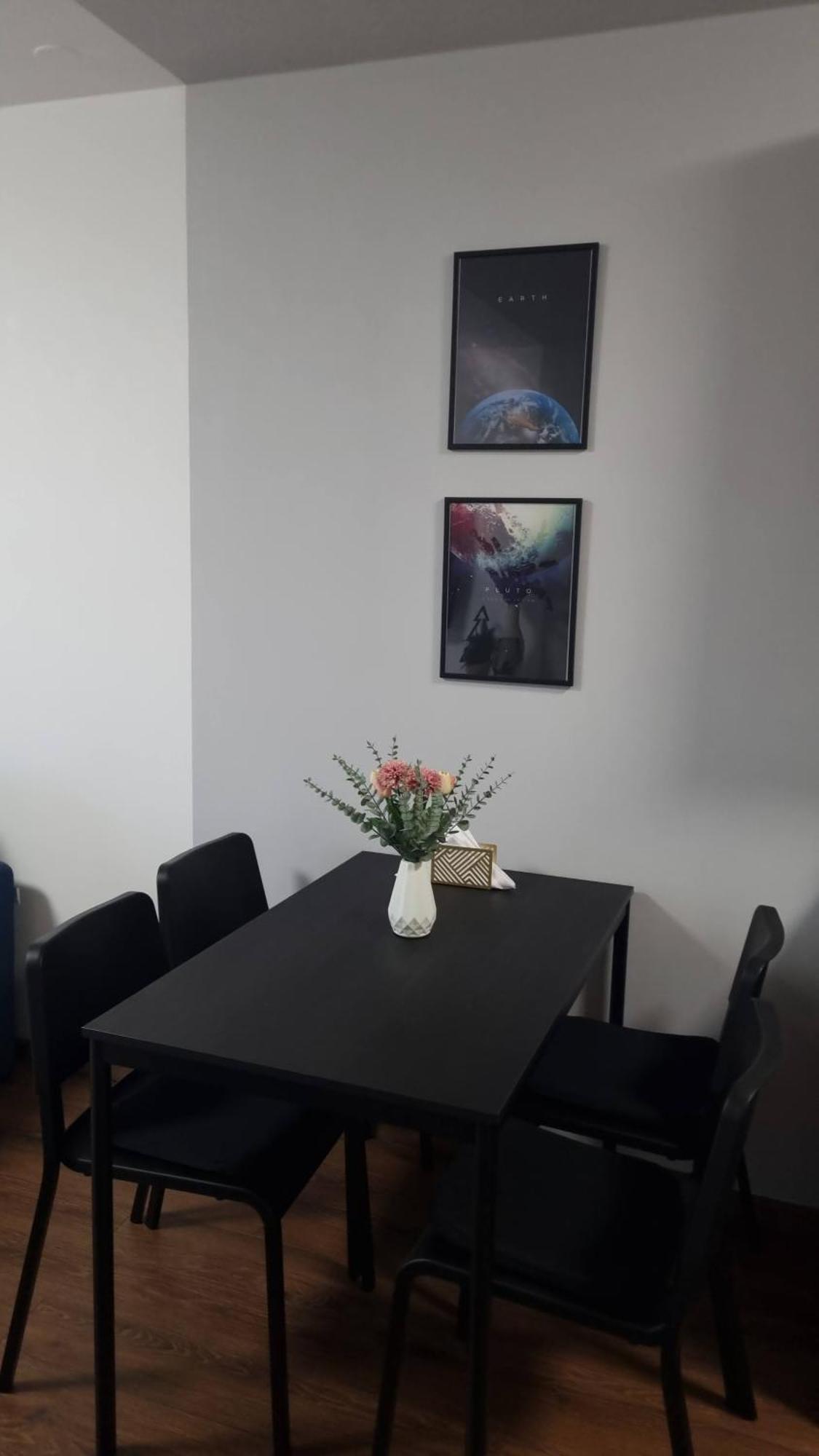 404-401 Apartment